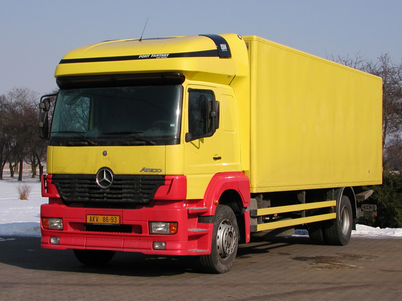 Pare-soleil Sonnenblende Mercedes Atego mit Halterung d'occasion en vente,  7269959 ➤ Truck1 France!